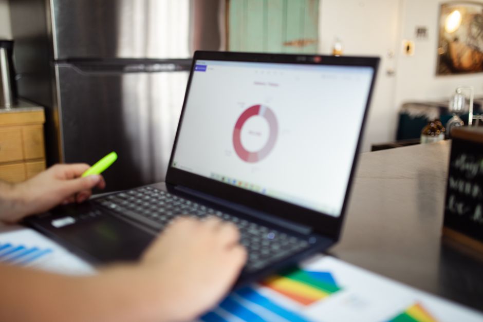 Strategic Benefits of Data Migration for Enterprise ROI